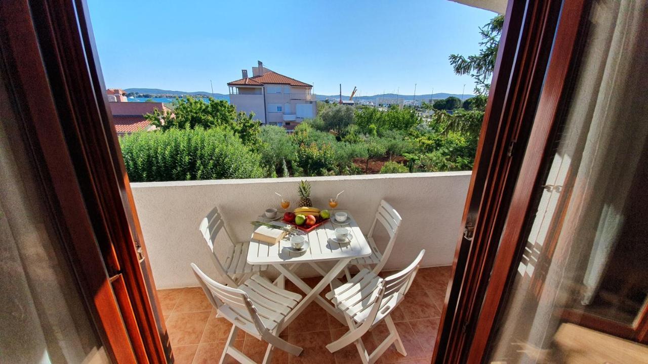 Apartments Sime Sukošan 외부 사진